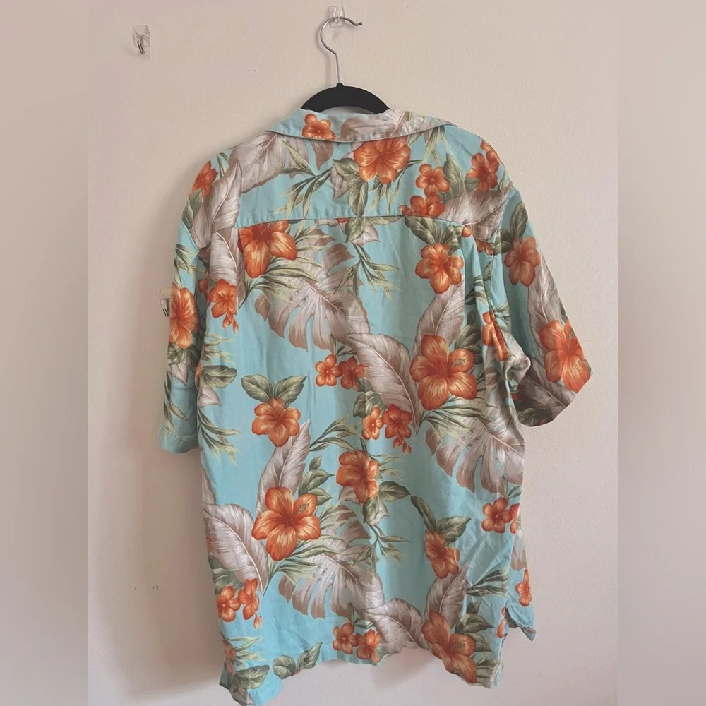 super soft turquoise Hawaiian shirt - Picture 2 of 3